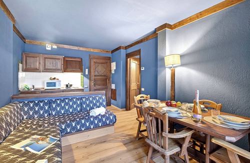 Champlas du Col Apartment | Grange Hike & Ski