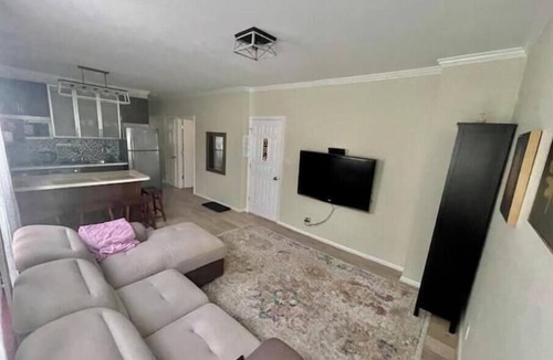 Sea Gate Apartment | Great duplex 3BR/2bth apartment on the ocean block
