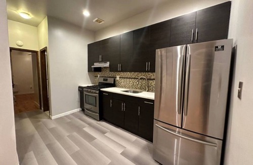 East New York Apartment | Great Place in the Heart of New York. Walking distance to A & C Subway Stations
