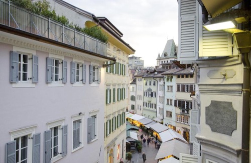 Old Town Apartment | Green Apartment