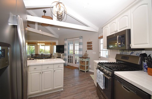 Green Turtle Cay House | Green Turtle Cay Home, Sleeps 7, With Dock Slip And Amazing Sunset Views
