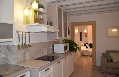 Citta Antica Apartment | Ground floor superior apartment set in a restored 18th-century building