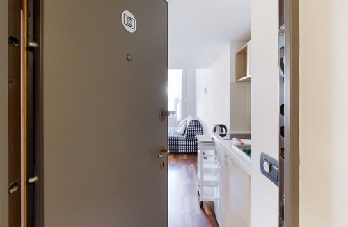 Magenta Apartment | GuestHost - APT with balcony on 2 levels Milano-C.so Magenta!