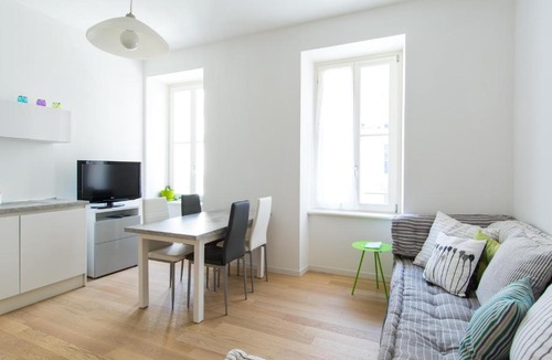 Citta Nuova-Barriera Nuova-San Vito-Citta Vecchia Apartment | GuestHost - Belvedere White Flat