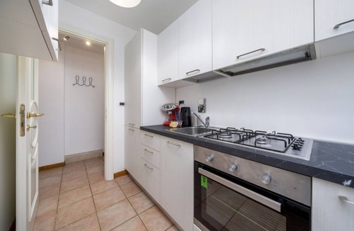 Udine Apartment | GuestHost - Comfortable 69 sqm apartment, perfect for groups or families of up to 4 guests, located on the ground floor of a historic building (a few steps to access).The apartment is located just outside the centre of Udine, a perfect alternative for th