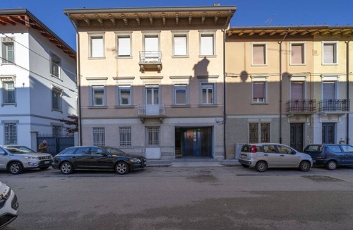 Udine Apartment | GuestHost - Comfortable 69 sqm apartment, perfect for groups or families of up to 4 guests, located on the ground floor of a historic building (a few steps to access).The apartment is located just outside the centre of Udine, a perfect alternative for th