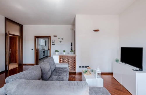 Peraga Apartment | GuestHost - Roomy apartment of 95 sqm located on the first floor of a building without a lift (20 steps to access), can accommodate up to 5 people.The accommodation is located in Vigonza, just 10 minutes by car from the city center of Padua and from the