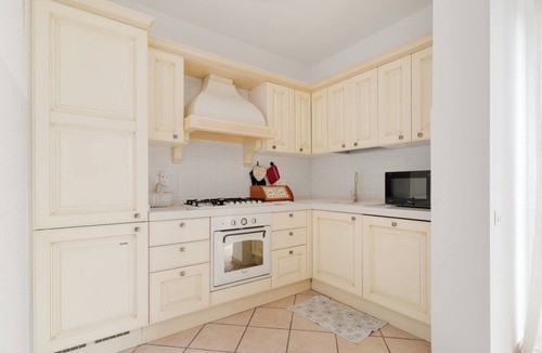 Bruzzano Apartment | GuestHost - Spacious Apartment 600mt from Metro M3 Comasina