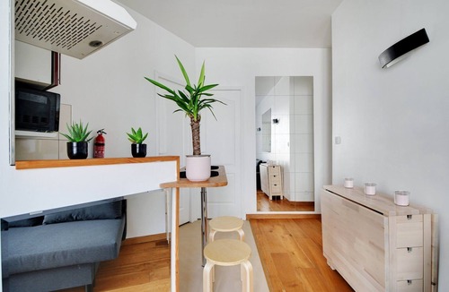 Quartier de Rochechouart Apartment | GuestReady - Neat stay near the Wall of I Love You