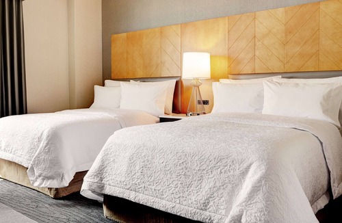 Downtown Brooklyn Hotel | Hampton Inn Brooklyn/Downtown