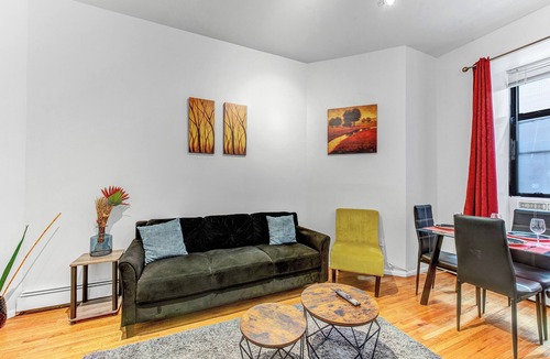 Greenwich Village Apartment | Hell's Kitchen Cozy 2BR Retreat