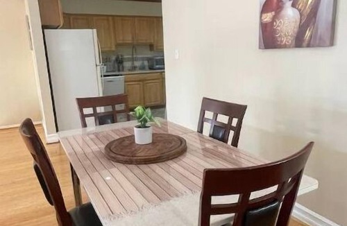 Queens Apartment | HIDDEN ESCAPE in the Heart of Rockaway Beach 🏖