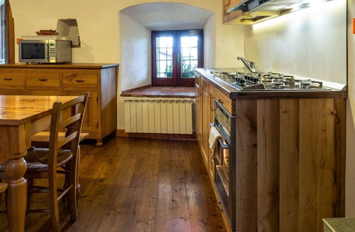 Zorzino Apartment | Historisches Haus mit Seeblick by Interhome