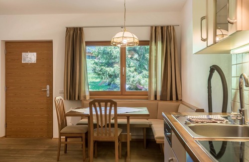 Compaccio Apartment | Holiday Apartment "Ferienparadies Sabina Puflatsch" in the Nature Park by the Seiser Alm