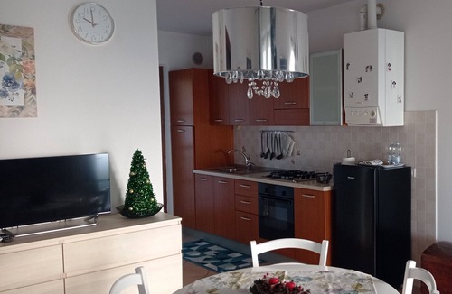 Pescantina Apartment | Holiday Apartment "Casa Maddy" with Balcony, Private Terrace & Wi-Fi