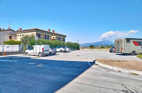Lazise Apartment | Holiday apartment Lazise for 1 - 5 persons with 1 bedroom - Holiday apartment in one or multi-family
