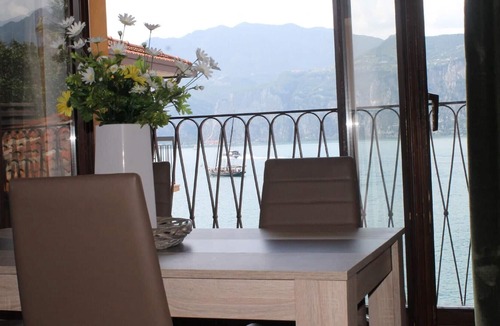 Malcesine Apartment | Holiday apartment Malcesine for 1 - 4 persons with 1 bedroom - Holiday apartment in one or multi-fam