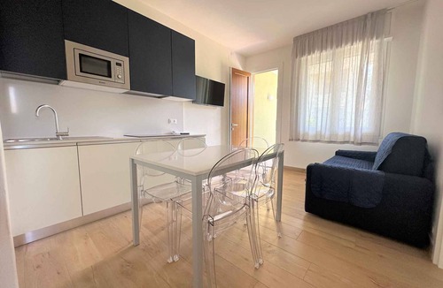 Bibione Apartment | Holiday apartment modernly furnished with pool