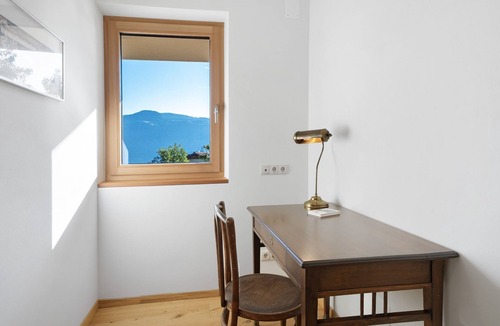 Foiana Apartment | Holiday Apartment 'Plattwies' with Mountain View, Private Terrace and Wi-Fi