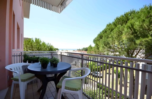 Bibione Lido del Sole Apartment | Holiday apartment with balcony and air conditioning