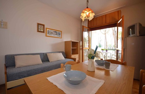 Bibione Lido del Sole Apartment | Holiday apartment with balcony and air conditioning