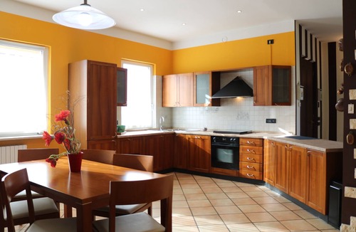Montioni Apartment | Holiday apartment with large garden