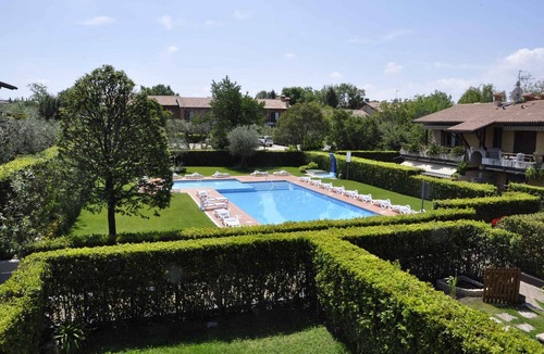 Montioni Apartment | Holiday apartment with shared pool