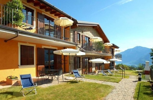 Prabione Apartment | Holiday flat "Three-room flat with balcony