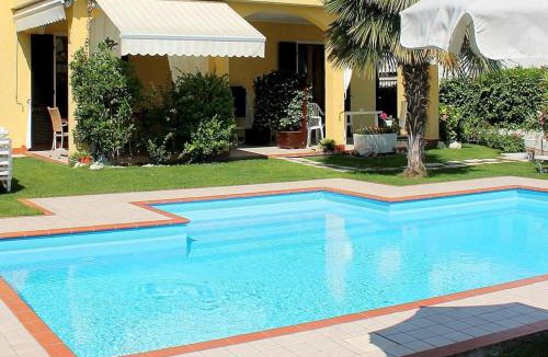 Lazise House | Holiday Home in Lazise near Lake Garda