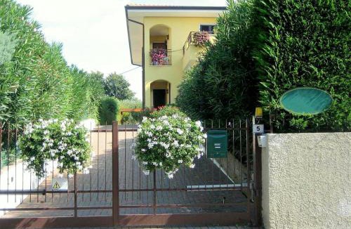 Lazise House | Holiday Home in Lazise near Lake Garda