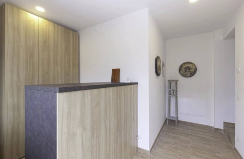 Domegge di Cadore House | Holiday Home 'Alle Arce' with Lake View, Wi-Fi and Air Conditioning