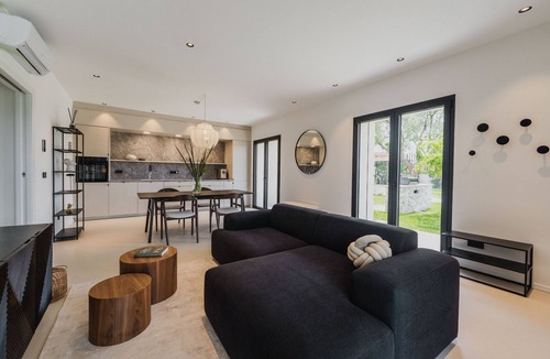 Mattarana House | Holiday Home "Lagolino Boutiquehouse " with Pool, Garden & Wi-Fi