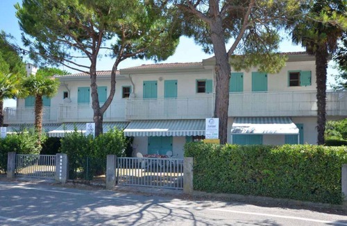 Bibione Pineda House | Holiday home mit Klimaanlage und Balkon