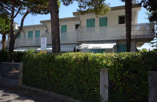 Bibione Pineda House | Holiday home mit Klimaanlage und Balkon
