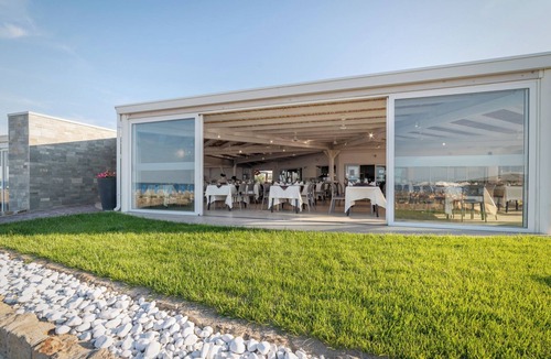 Isola Albarella House | Holiday home with air conditioning and terrace