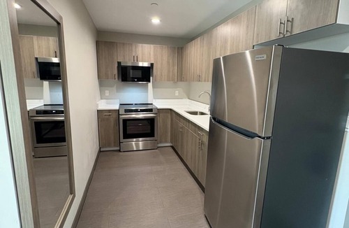 West Bronx Hotel | Holiday Inn Express & Suites Bronx - Zoo Area by IHG