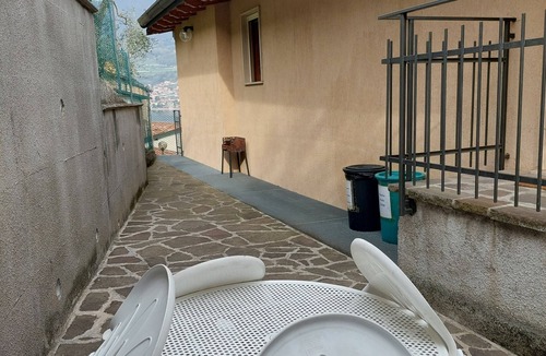 Monte Isola Apartment | Holiday on the island holiday in Monte Isola Tourism code 017111CNI00026
