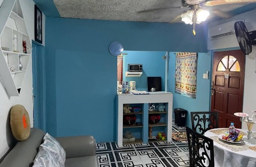 Kingston House | Home away from home experience, Forrest Family Property.