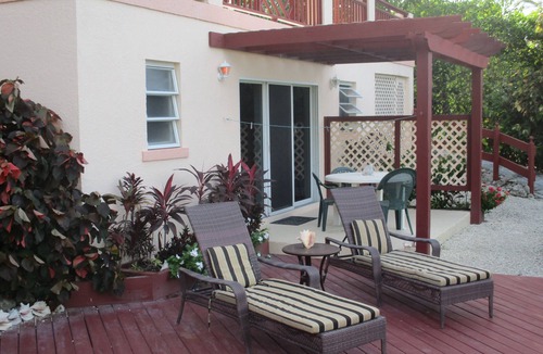 Great Exuma Apartment | HOOPERS BAY PRIME BEACHFRONT KING or TWIN STUDIO and with STARLINK fast WIFI