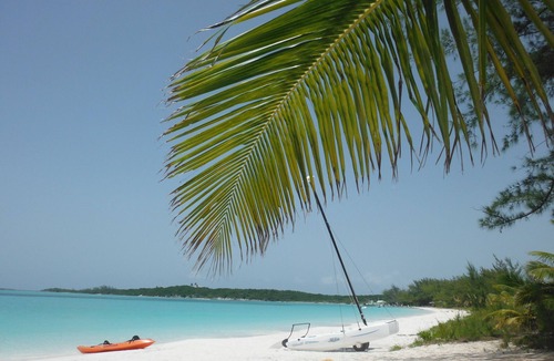 Great Exuma Apartment | HOOPERS BAY PRIME BEACHFRONT KING or TWIN STUDIO and with STARLINK fast WIFI