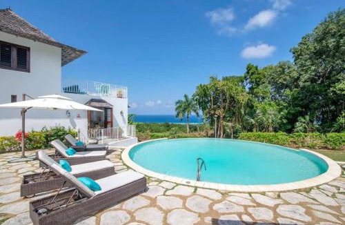 Montego Bay Apartment | Hospitality Expert HALF HILL 1BR Pool Beach