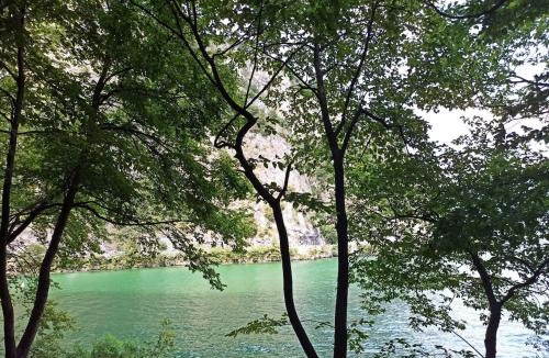 Fonteno Apartment | HOST4U - BLONDIE Apartment with Pool & Beautiful View on Iseo Lake