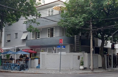 Leblon Hostel | Hostel ∙ 30 guests