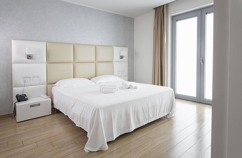 Pontevico Hotel | Hotel Al Veliero