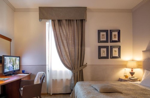 Crocifissa di Rosa Hotel | Hotel Ambasciatori
