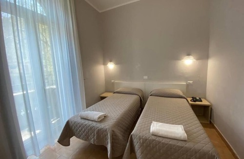 Tricolore Hotel | Hotel Atena