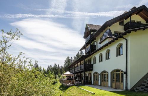 Monguelfo Hotel | Hotel Bad Waldbrunn