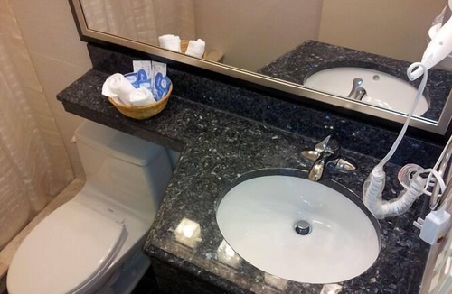 East New York Hotel | Hotel Bliss