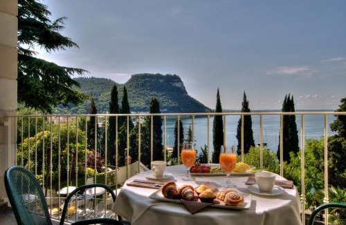 Corno Hotel | Hotel Excelsior Le Terrazze