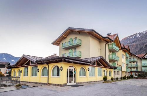 Monclassico Hotel | Hotel Garnì Maria